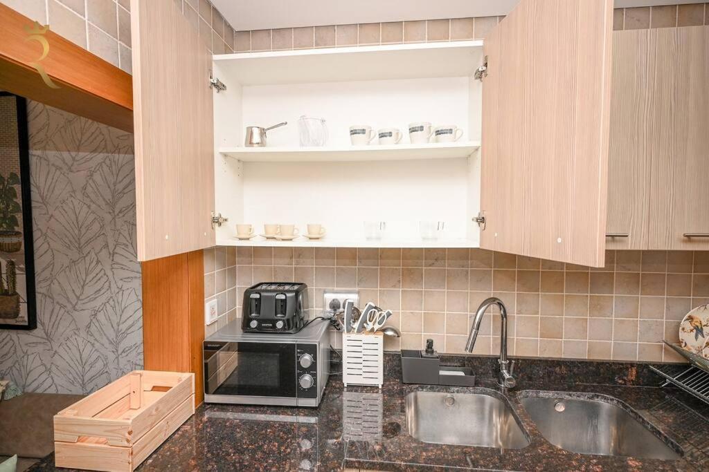 Yas Natura Bliss 1Br Apartment Abu Dhabi Exteriör bild